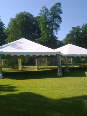 Alquiler de carpas e indumentarias para asambleas. 4x4 6x6 12x6